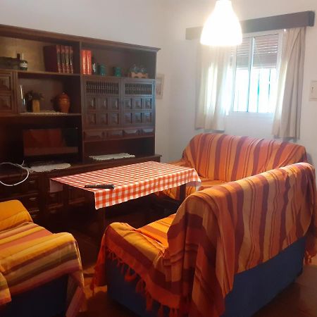 הוילה קוניל דה לה פרונטרה Casa Marisa מראה חיצוני תמונה